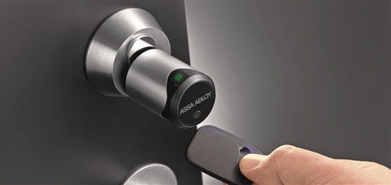 assa_abloy_incuietori_wireless_aperio_2