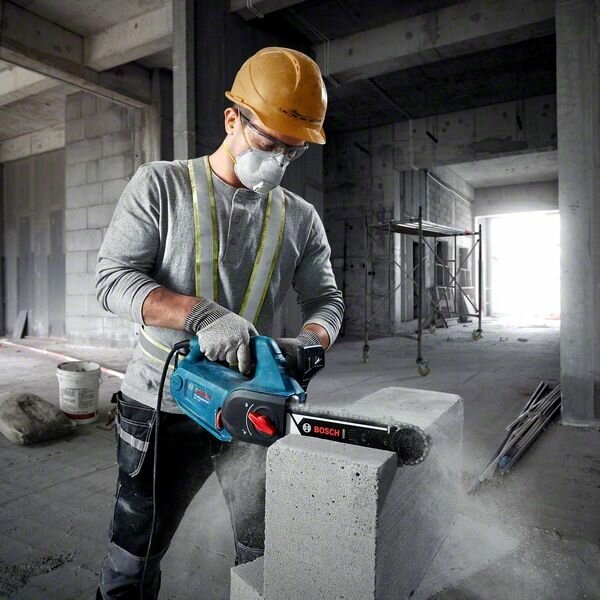 Noul ferastrau Bosch GAC 250 Professional
