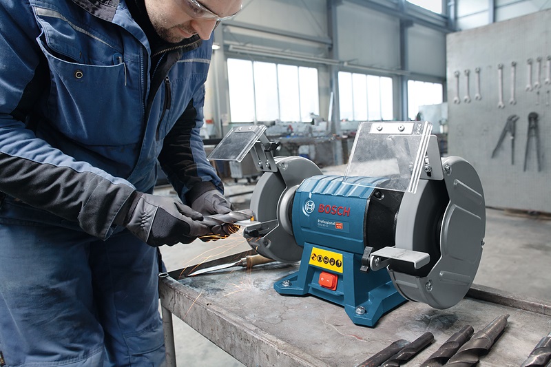 Polizor de banc cu doua discuri abrazive Bosch GBG 60-20 Professional