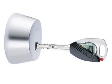 Control acces dublu securizat pentru afacerea dumneavoastra ABLOY® PROTEC² CLIQ