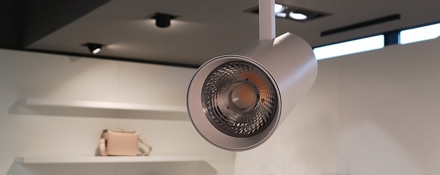 Noua colectie by Almalux Lighting