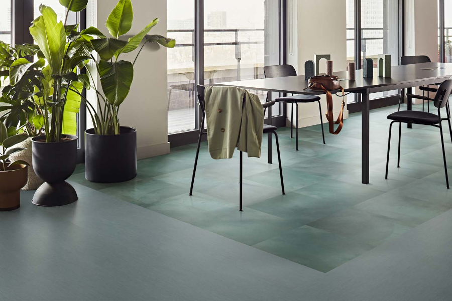 The new Iridescence LVT inspired by the use of mineral and organic pigments