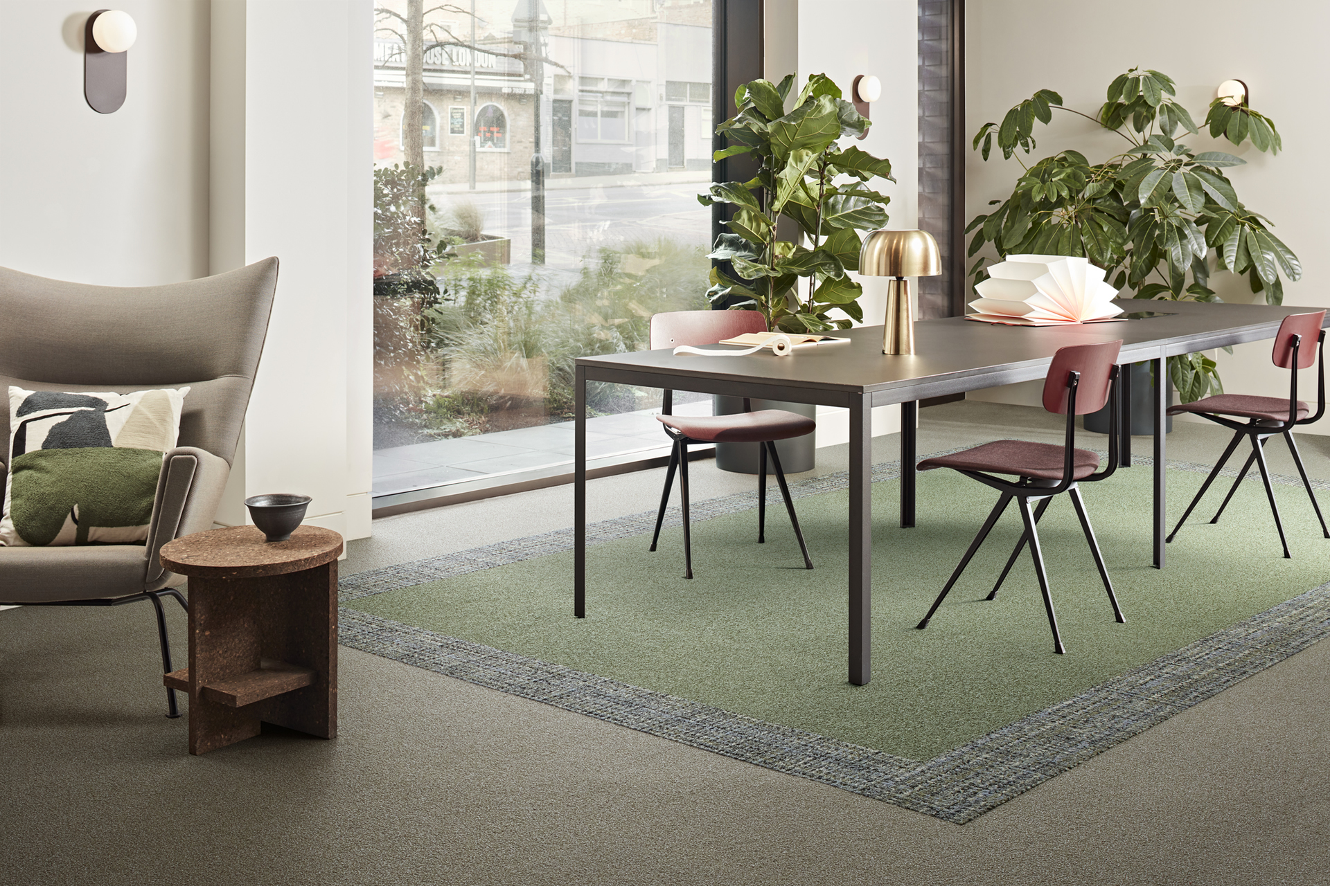 Noile dale de mocheta Interface Touch & Tones II - 101 Biscuit & 102 Olive