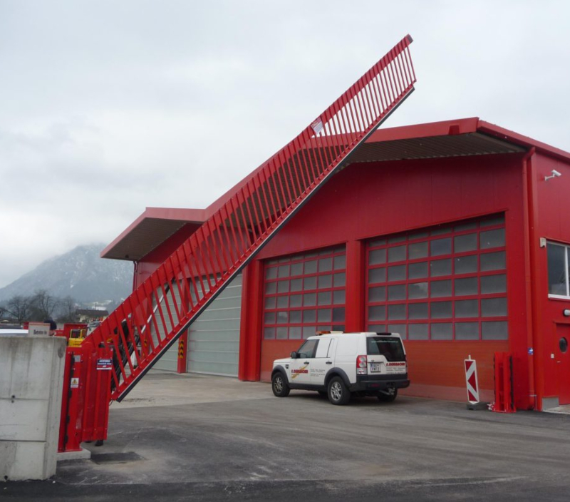 Poarta hidraulica verticala Decorio EVO Industrial