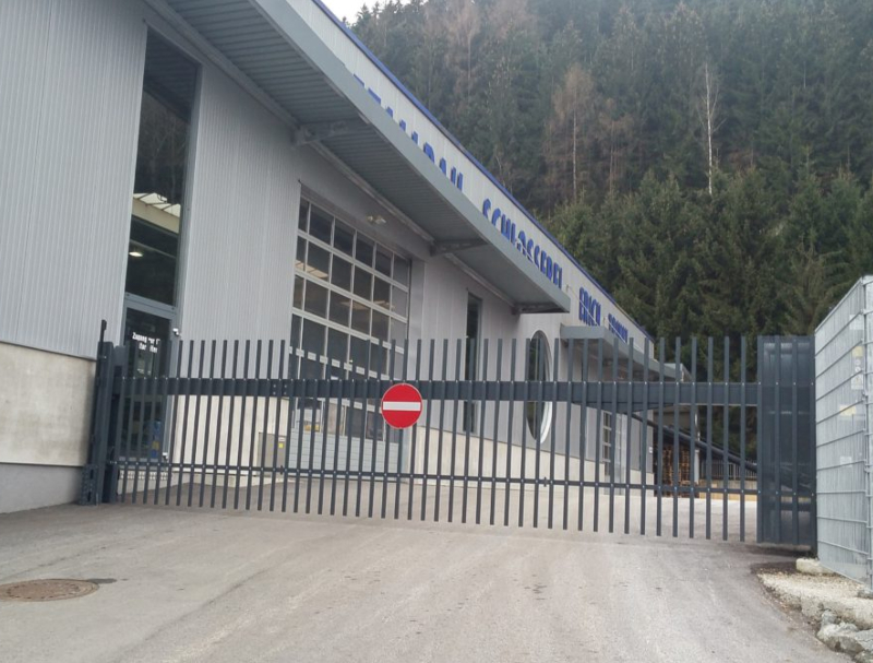 Poarta hidraulica verticala Decorio EVO Industrial