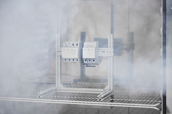 Dispozitive de protectie impotriva descarcarilor Valvetrab Safe Protection Plus (VAL-SPP) de la Phoenix Contact