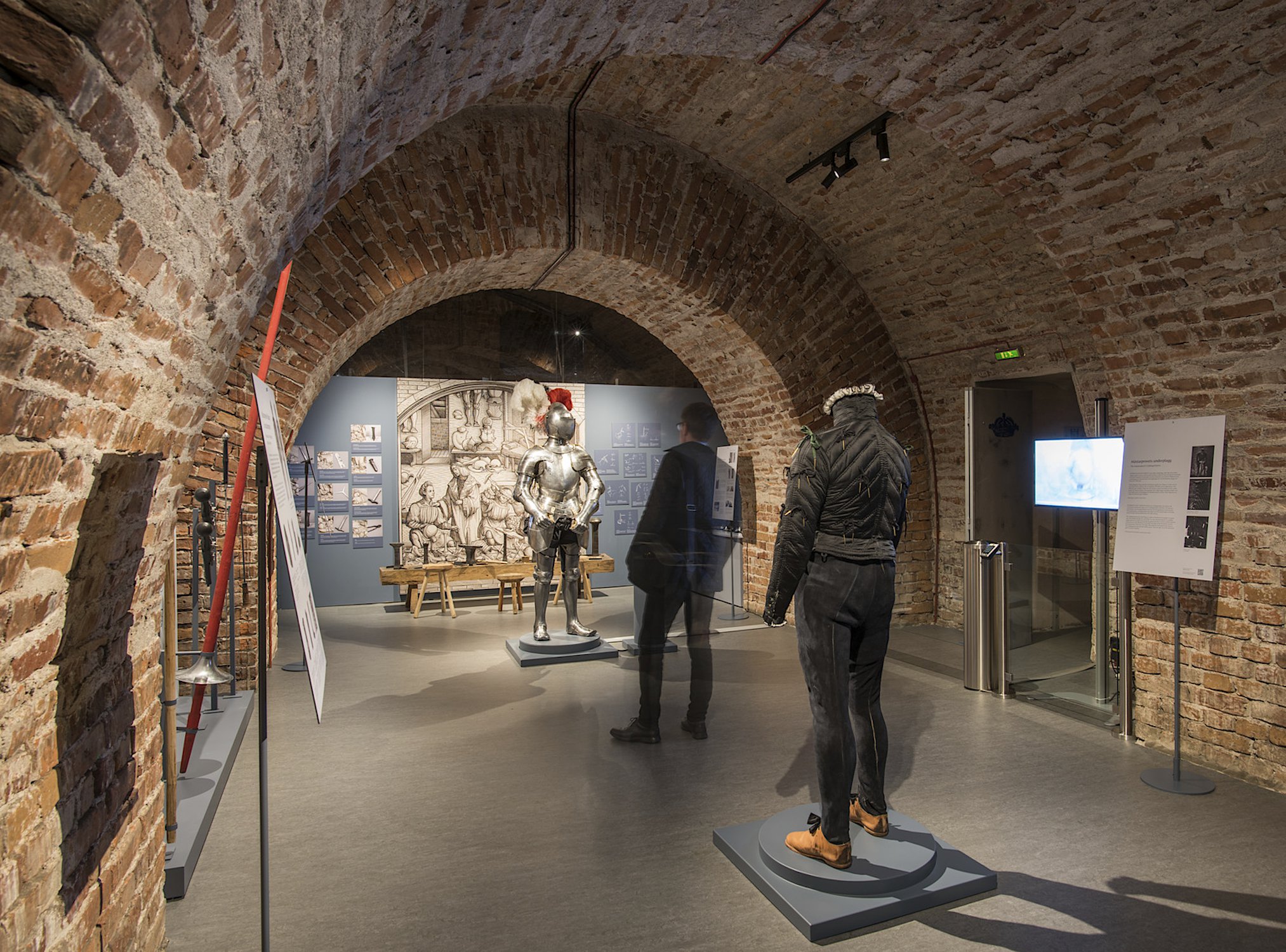 The new Eclipse professional spot light for museums and art gallery's