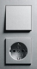 Gama de rame GIRA E2 - design minimalist, flexibilitate maxima