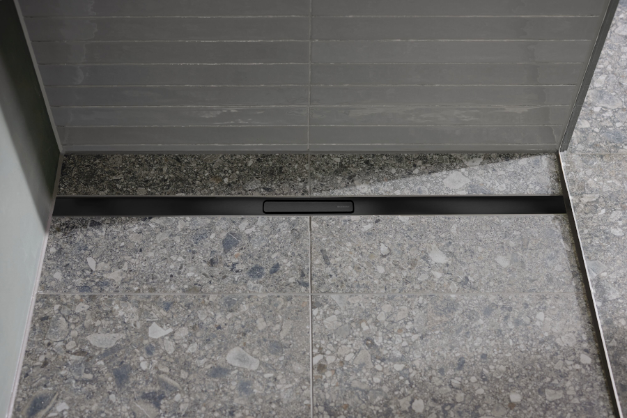Noua rigola liniara pentru dus Geberit CleanLine30