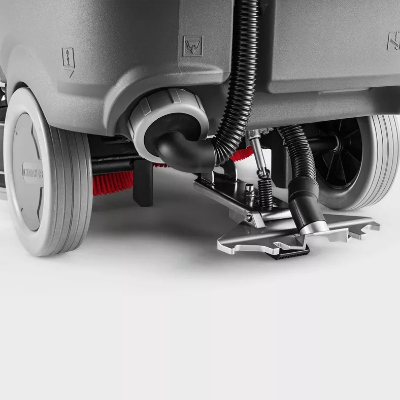 Noua masina pentru curatarea pardoselilor - Kärcher B 110 R