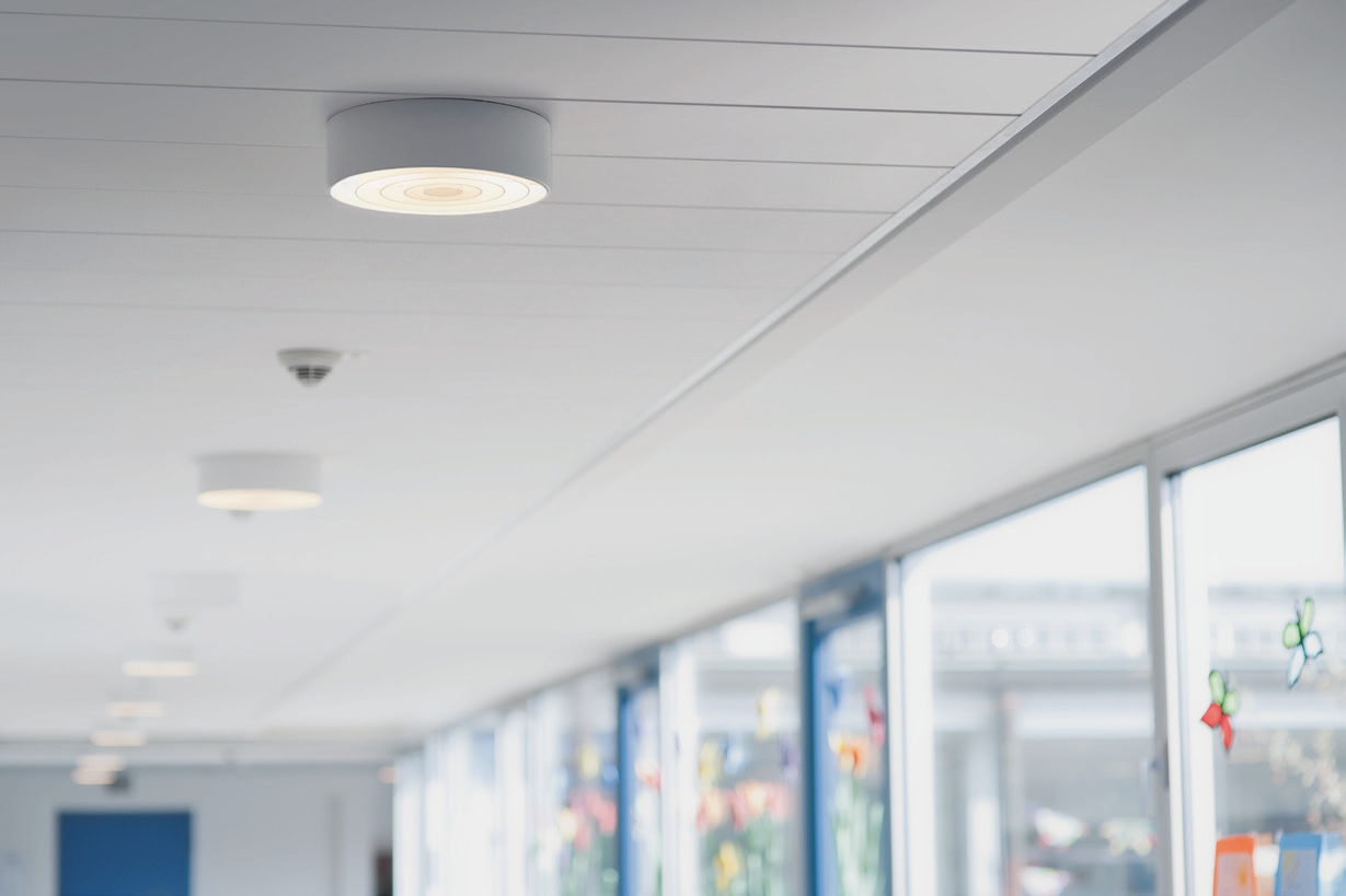 Knauf AMF prezinta noua placa THERMATEX® F30 UNO cu pasla