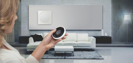 Noul aparat de aer conditionat LG Artcool Stylist Inverter V