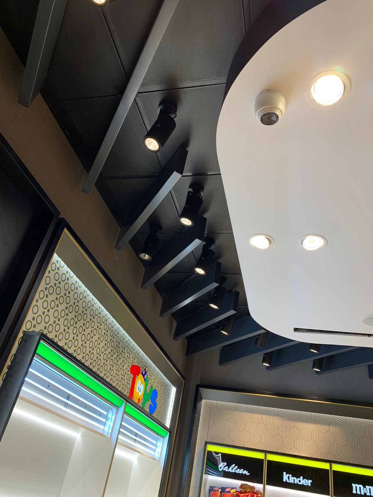 Tavanul lamelar Prometal Baffle