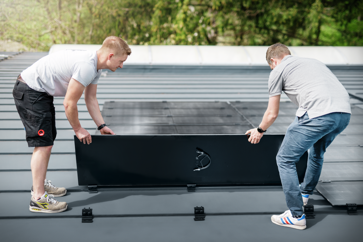 Modul solar PREFALZ – sistemul solar elegant pentru acoperisurile PREFALZ noi si existente