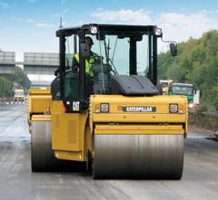 bergerat_monnoyeur_caterpillar_compactor_cd54