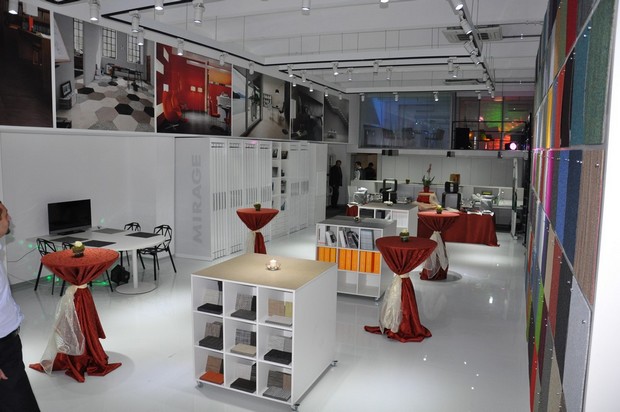 Noul showroom Decor Floor
