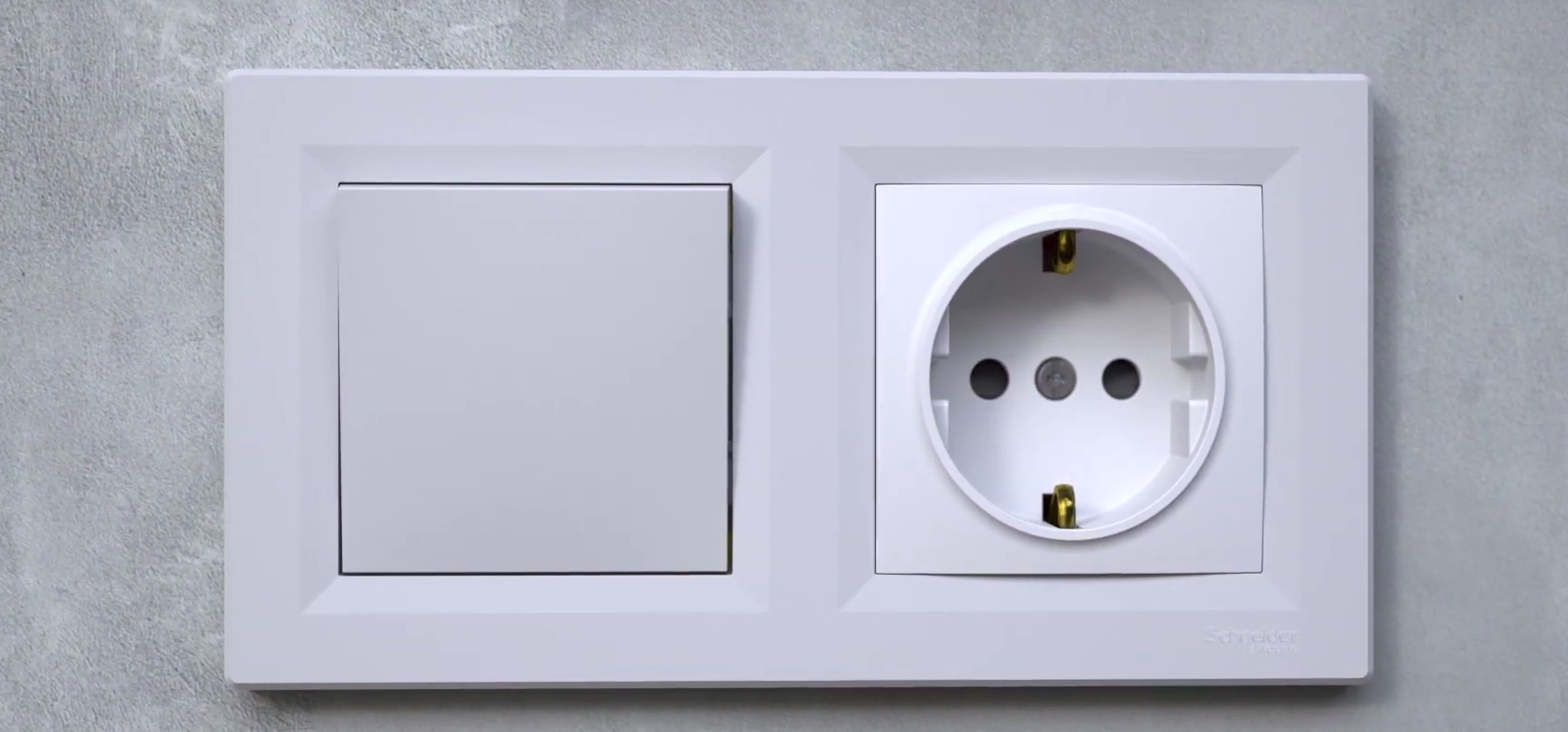 Noua generatie de prize si intrerupatoare Asfora cu protectie IP44