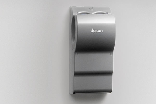 Uscatorul de maini Dyson Airblade, disponibil acum in Romania