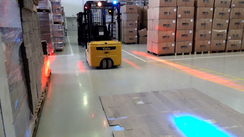 vectra_eurolift_service_led_semnalizator_blue_point_red_line