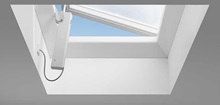 Noul luminator pentru acoperis terasa VELUX