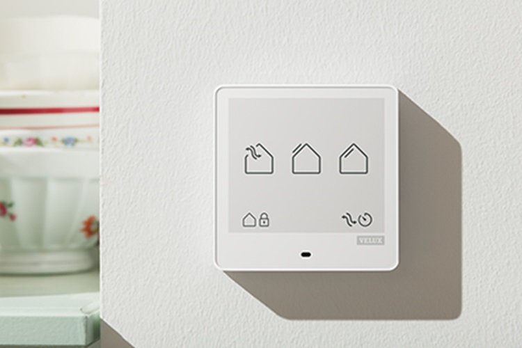 Noul sistem de control inteligent VELUX Touch KLR 300