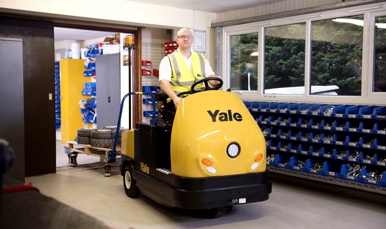 Yale Lanseaza Doua Noi Modele Din Seria Utilajelor De Tractare Tip Tow Tractor
