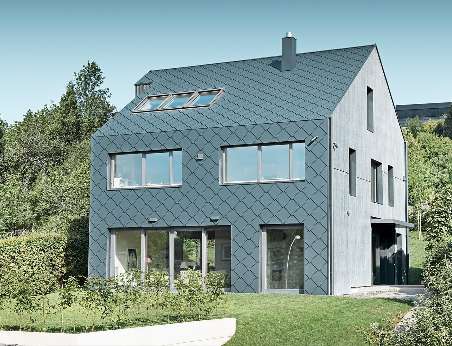 Placi metalice romboidale pentru fatada PREFA - Gri deschis RAL 7005