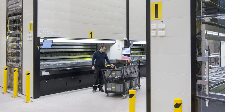 Sistemul de depozitare si picking semiautomat de la Dexion - mai accesibil decat credeati