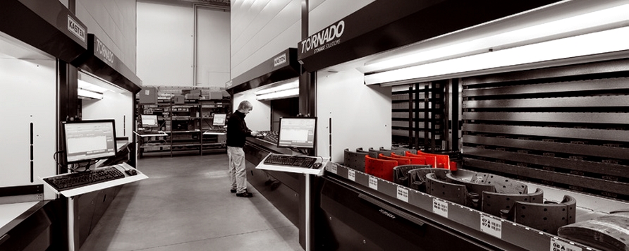 Sistemul de depozitare si picking semiautomat de la Dexion - mai accesibil decat credeati