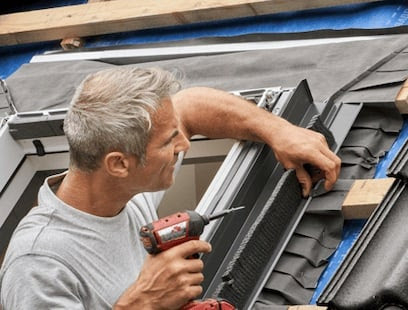 Livrare gratuita si discount pentru pachetele de rulouri VELUX