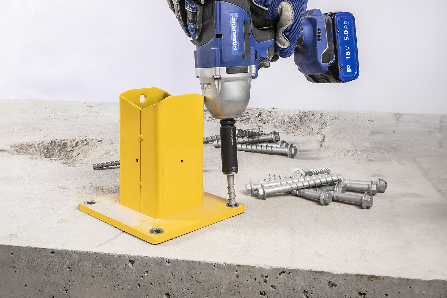 Ancora surub pentru beton cu cap hexagonal si saiba integrata Rawlplug R-HLX-HF-ZF