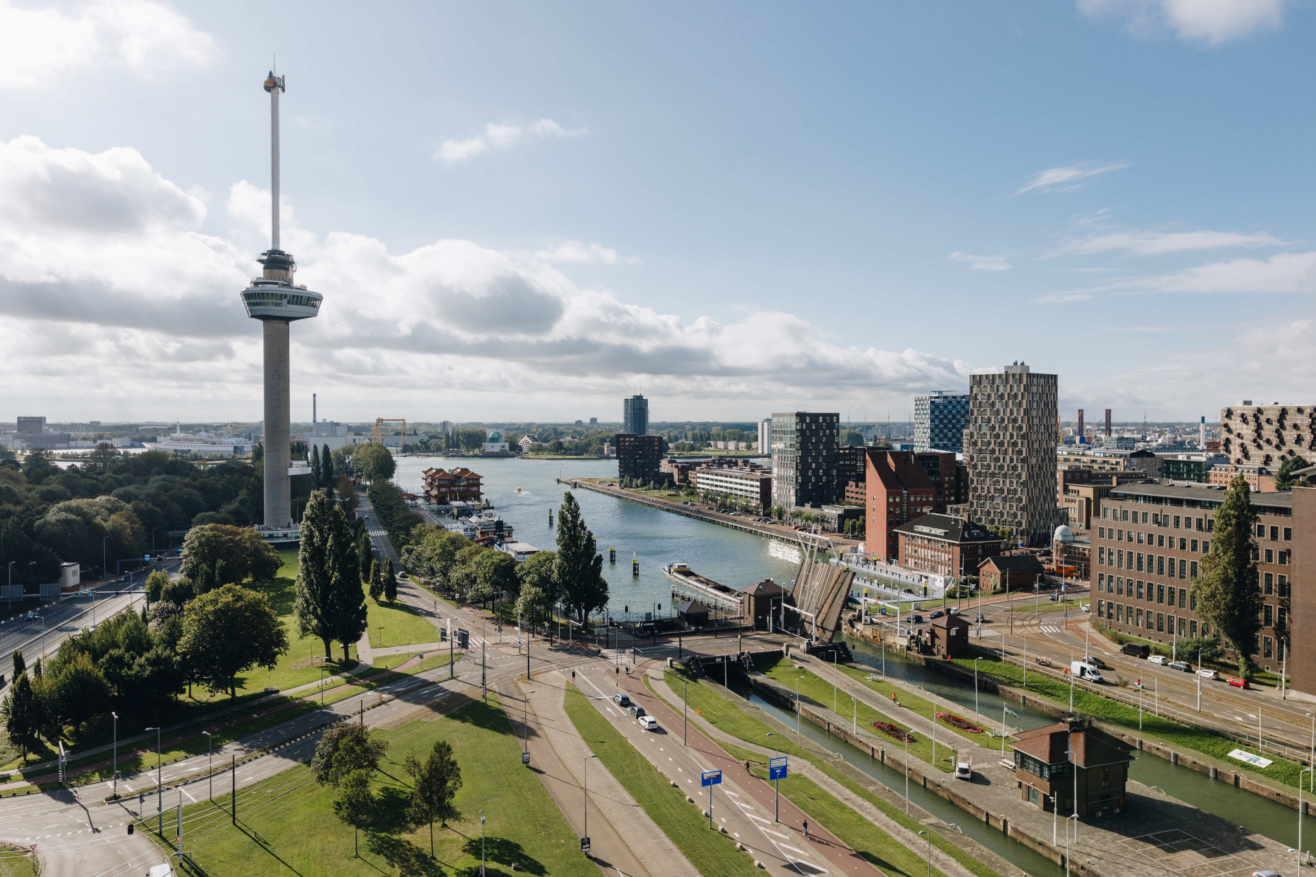 Arhitectura urbana si confort maxim cu ajutorul produselor UPONOR