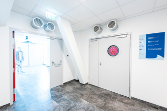 Elegant steel doors from Domoferm as part of the expansion of the Haus des Meeres