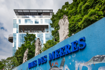 Elegant steel doors from Domoferm as part of the expansion of the Haus des Meeres