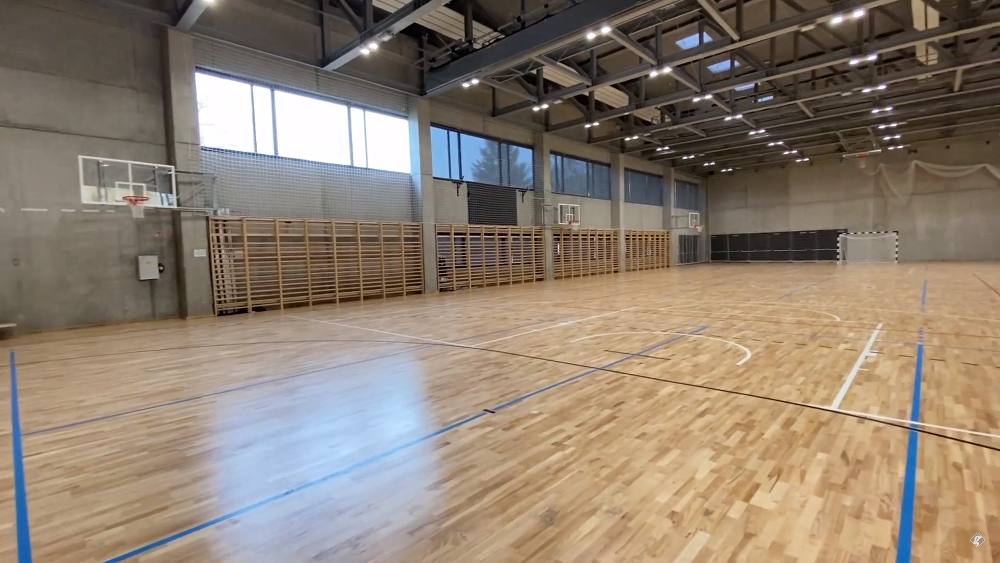 Graboplast SpringAir Elite sports parquet system at Budai Ciszterci Szent Imre Gimnázium, Hungary