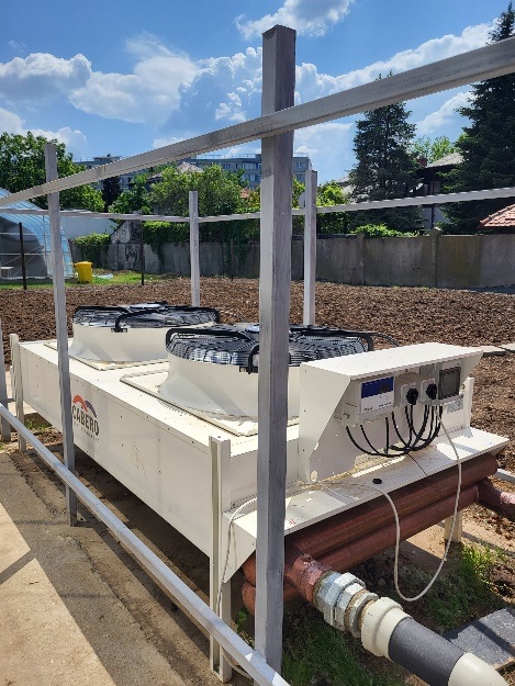 Jetrun a pus in functiune 3 sisteme de pompe de caldura geotermale cu R290 la sera USAMV Bucuresti - Dry cooler Cabero