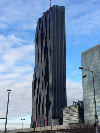 Arhitectura la cel mai inalt nivel cu Larcore, DC Towers, locul 2 la "Emporis Skyscraper Award" !