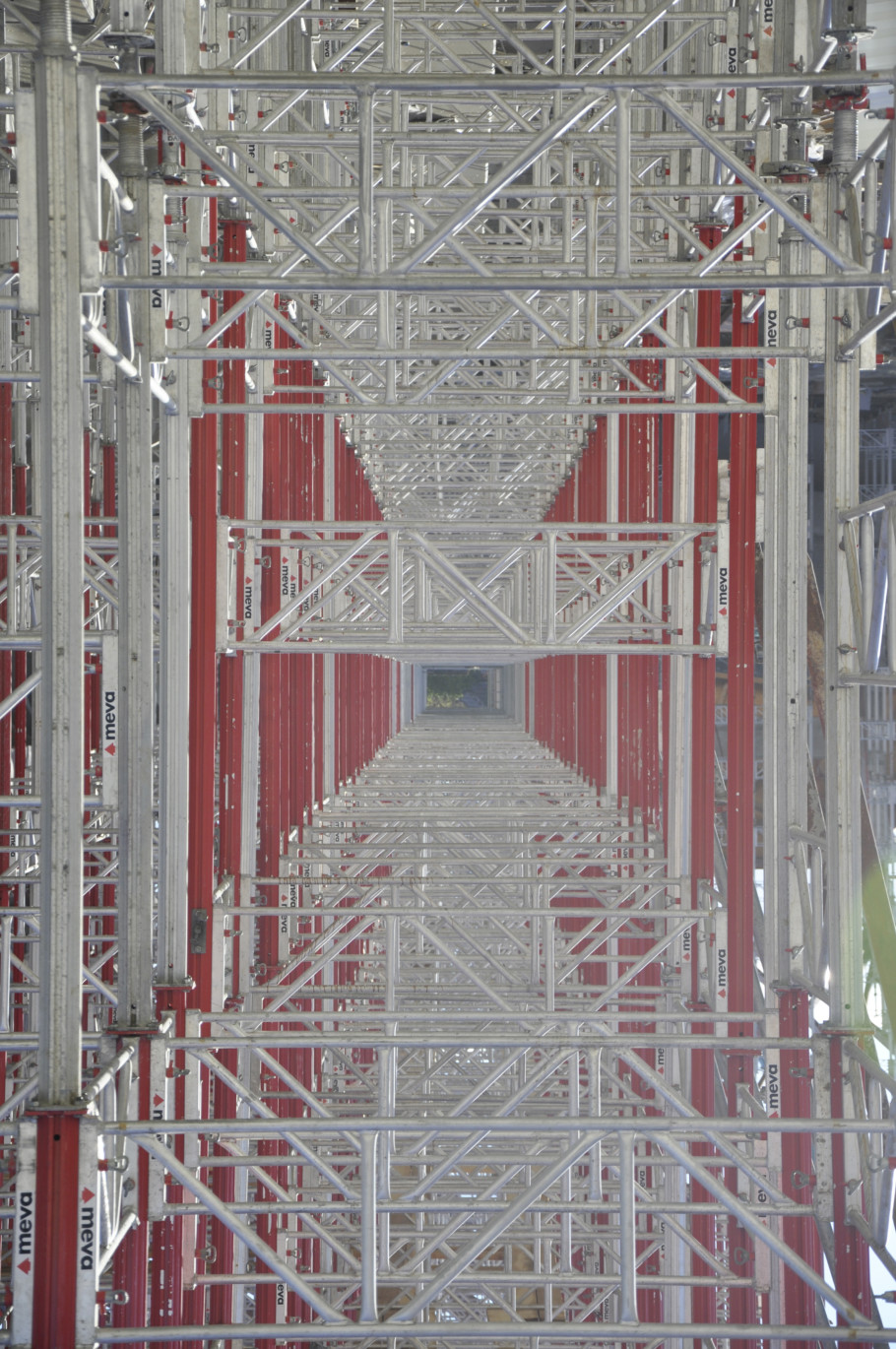 MEVA wall and slab formwork and shoring systems support the stadium roof