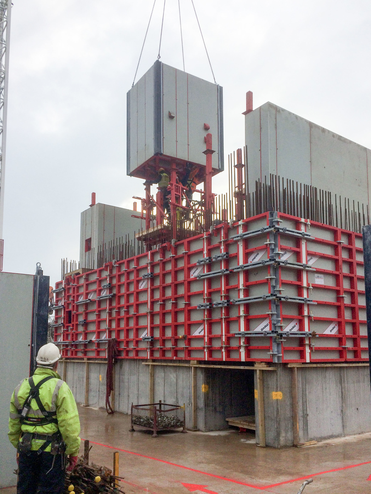 Newly built tower blocks in Manchester using MEVA MAC tower formwork system