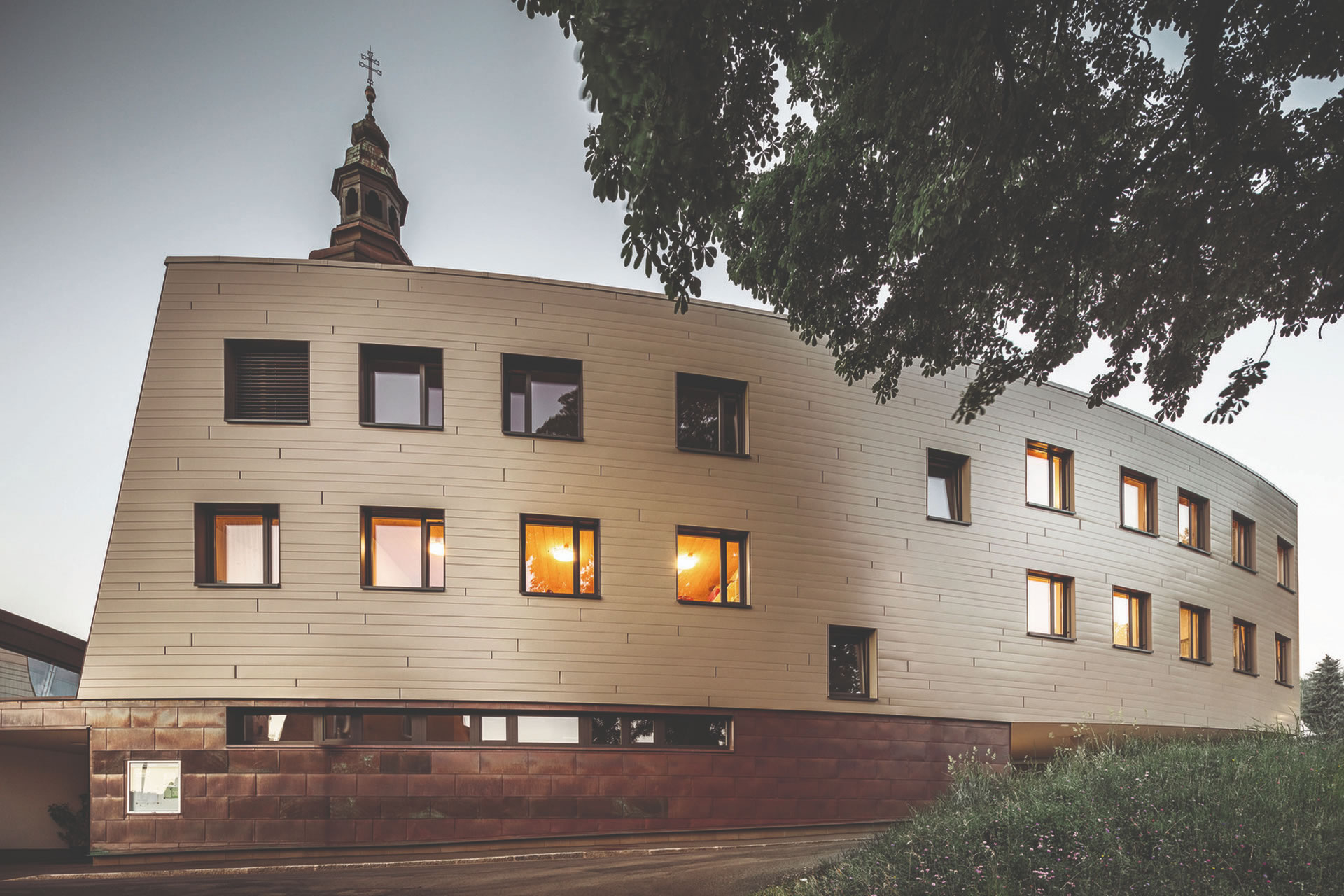 PREFA Siding aluminum facade cladding in a historic environment