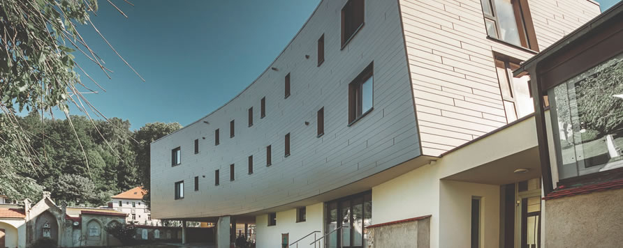 PREFA Siding aluminum facade cladding in a historic environment