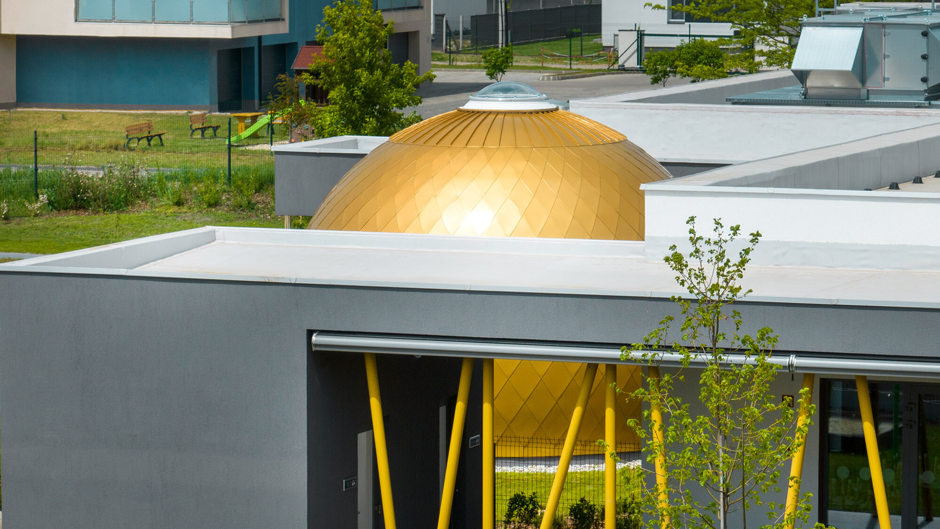 PREFA Prefalz: The “golden spheres” of the new day nursery in Székesfehérvár, Hungary