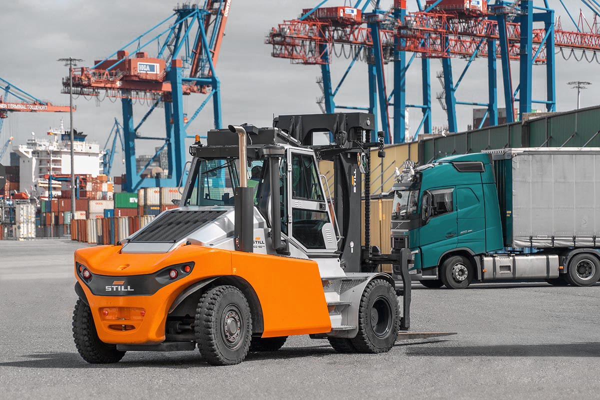 Stivuitorul de mare tonaj STILL RCD 160/1200 a intrunit toate conditiile la PTS Logistics GmbH