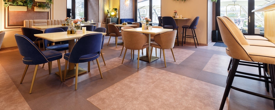 Pardoseala Tarkett LVT a completat designul desavarsit al restaurantului Posh, Timisoara