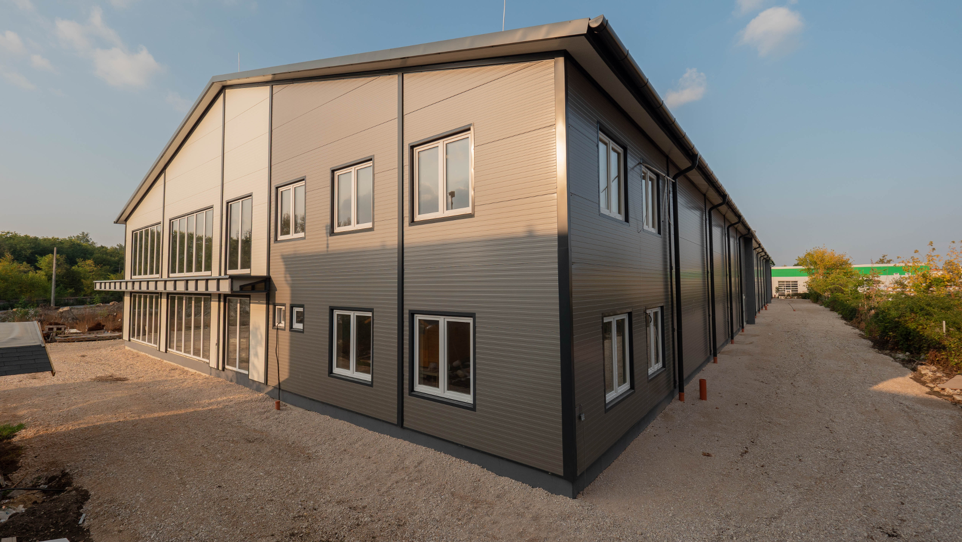 Proiecte TeraSteel - Unitate de productie si showroom la Székesfehérvár, Ungaria