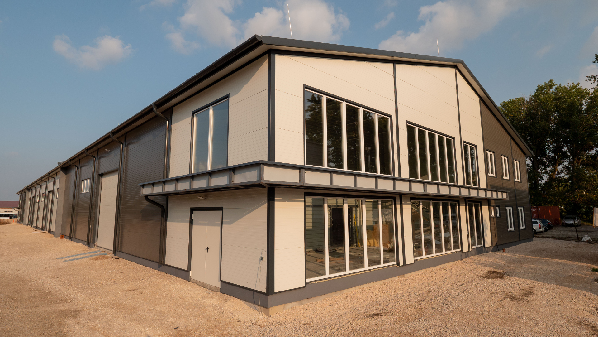 Proiecte TeraSteel - Unitate de productie si showroom la Székesfehérvár, Ungaria