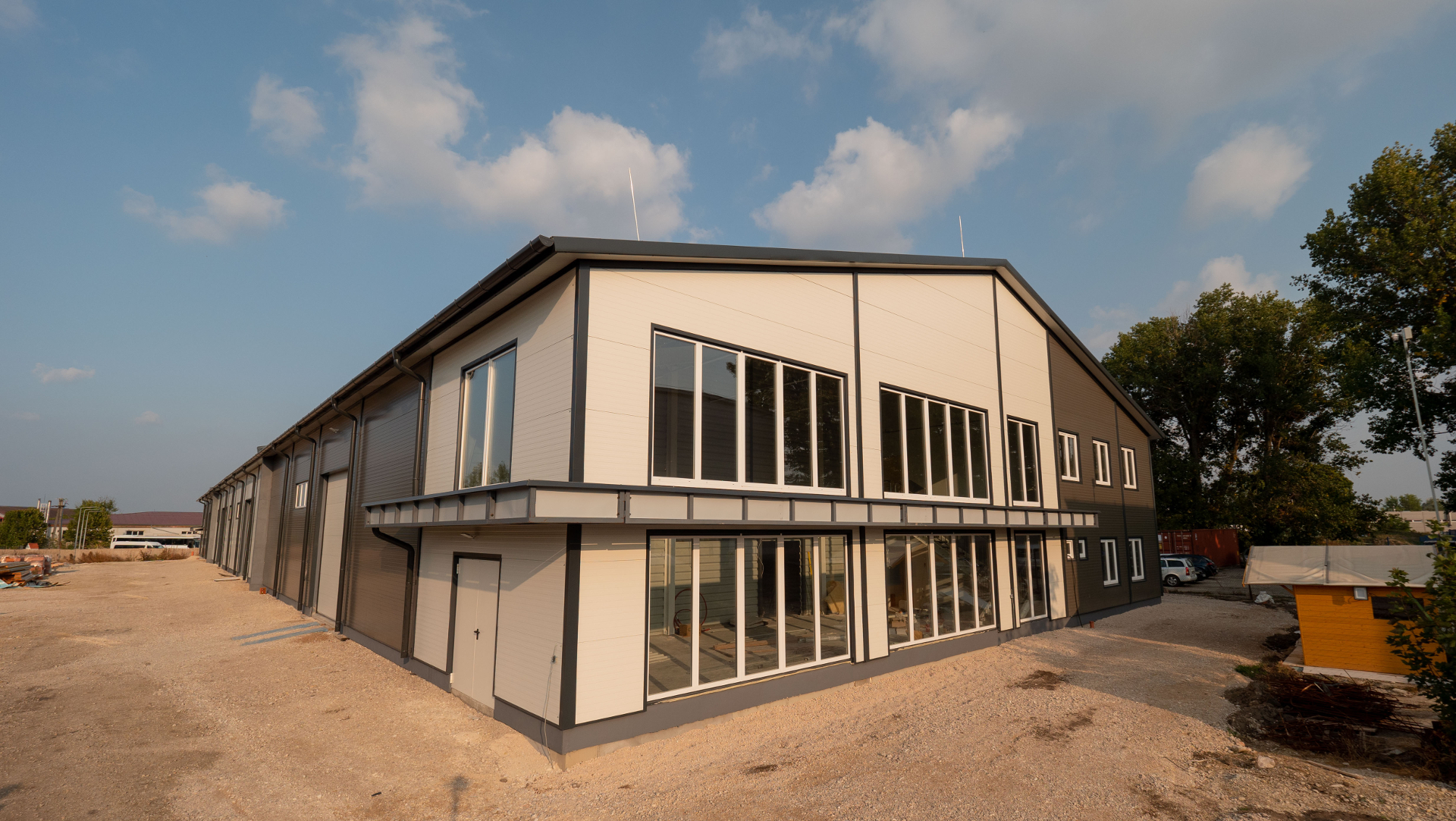 Proiecte TeraSteel - Unitate de productie si showroom la Székesfehérvár, Ungaria