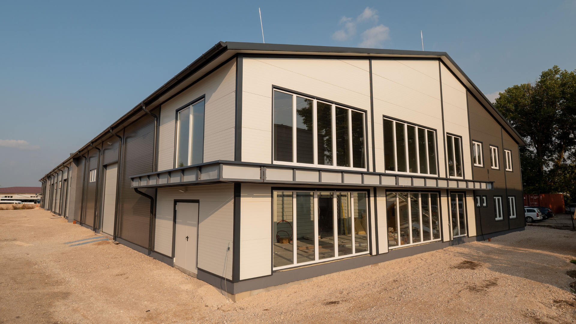Proiecte TeraSteel - Unitate de productie si showroom la Székesfehérvár, Ungaria