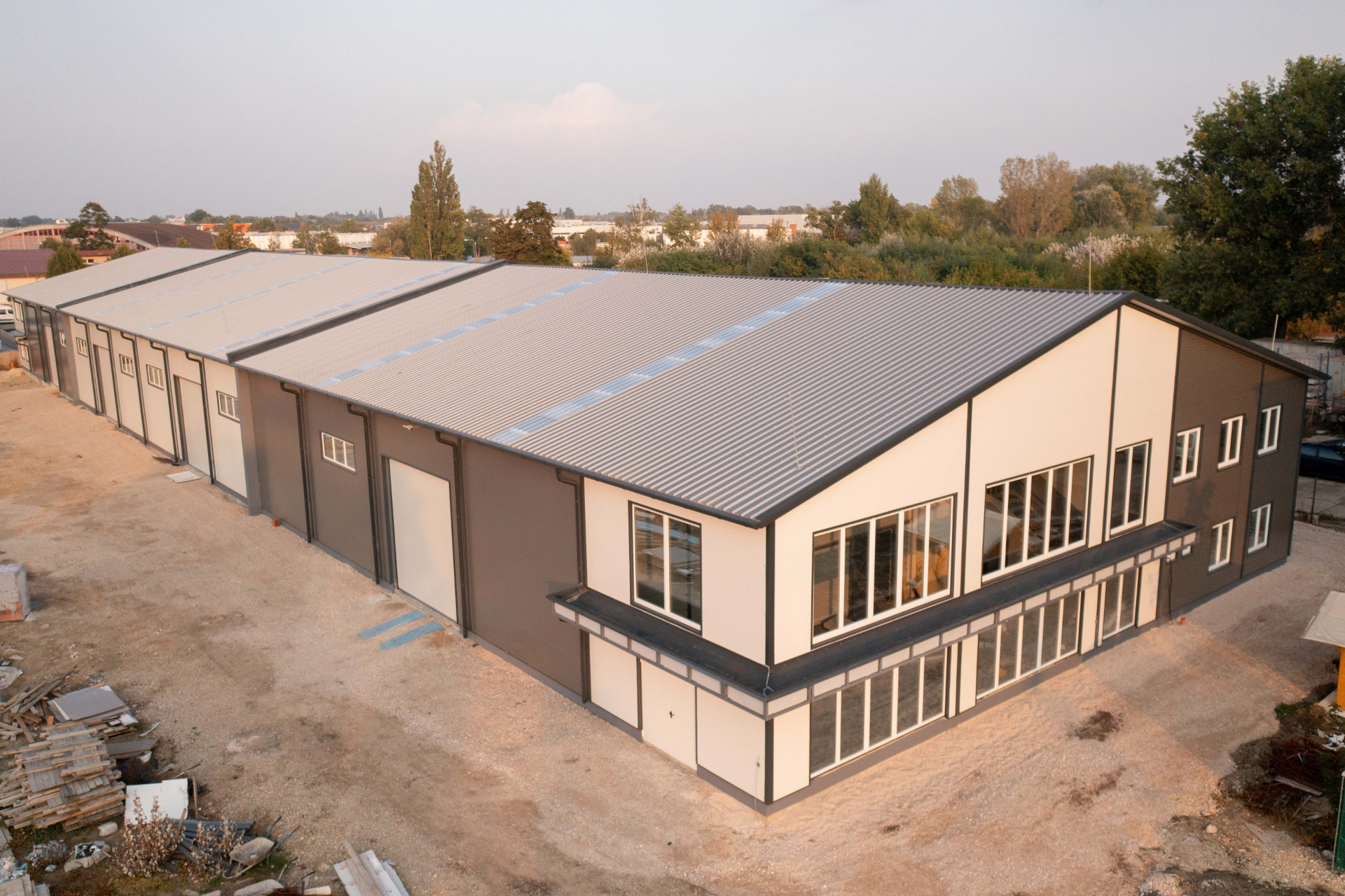 Proiecte TeraSteel - Unitate de productie si showroom la Székesfehérvár, Ungaria