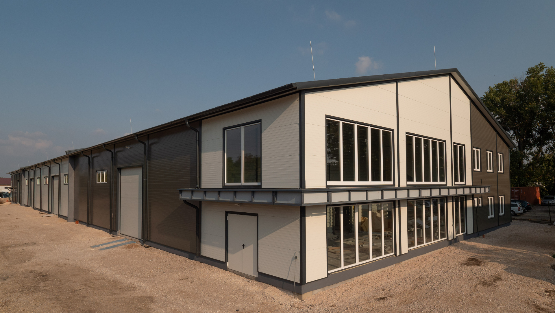 Proiecte TeraSteel - Unitate de productie si showroom la Székesfehérvár, Ungaria